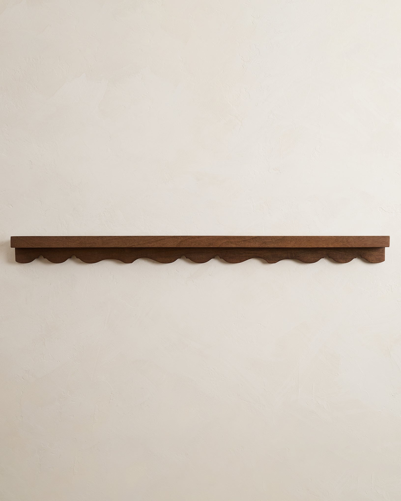Abigail Vintage Inspired Picture Ledge